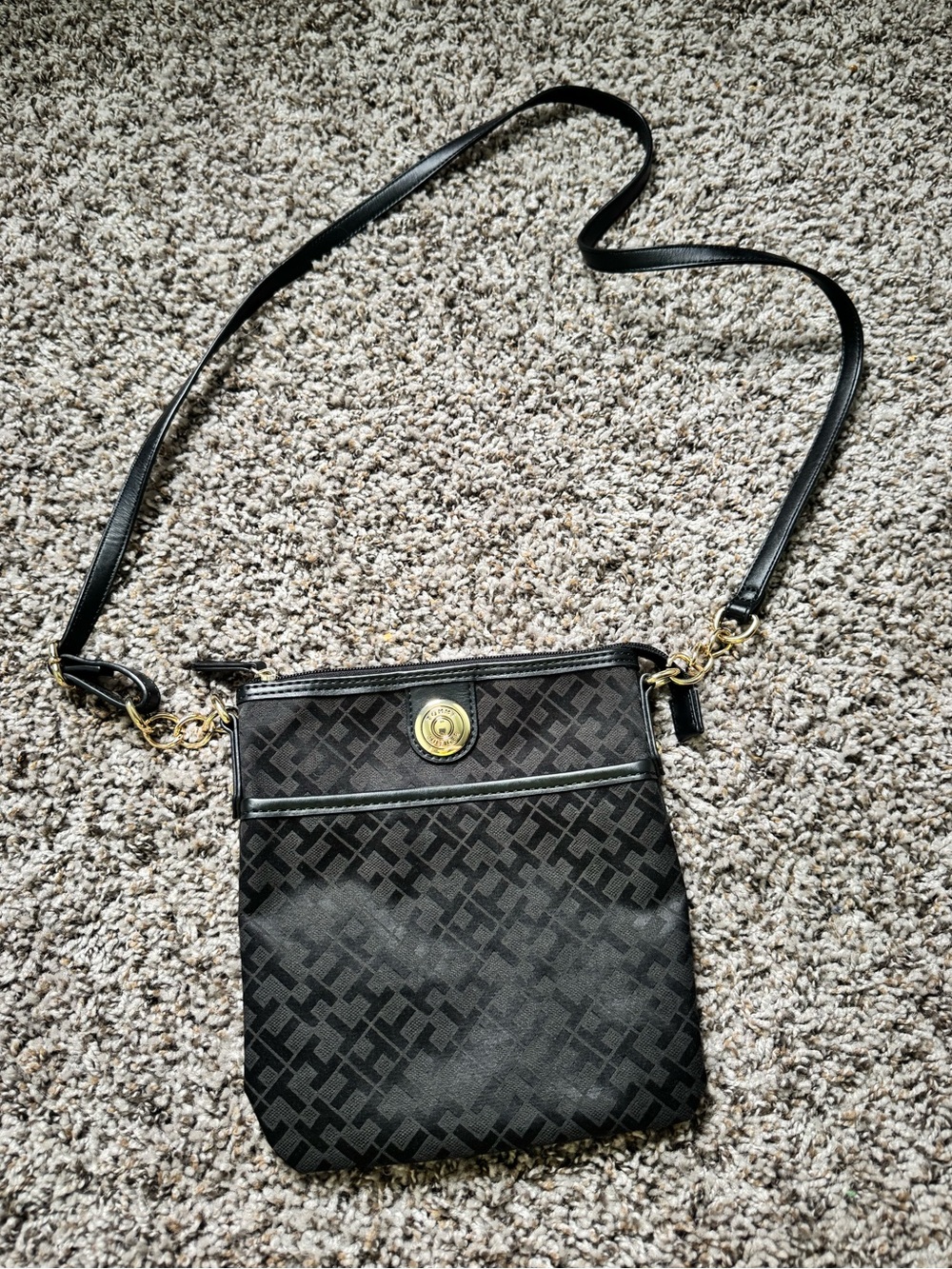 Tommy Hilfiger CrossBody Purse